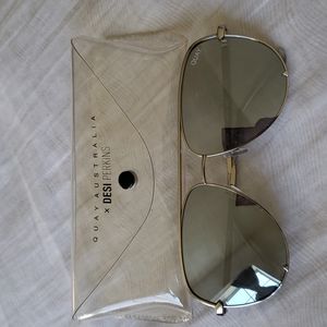 Quay x Desi Perkins  silver aviator sunglasses.